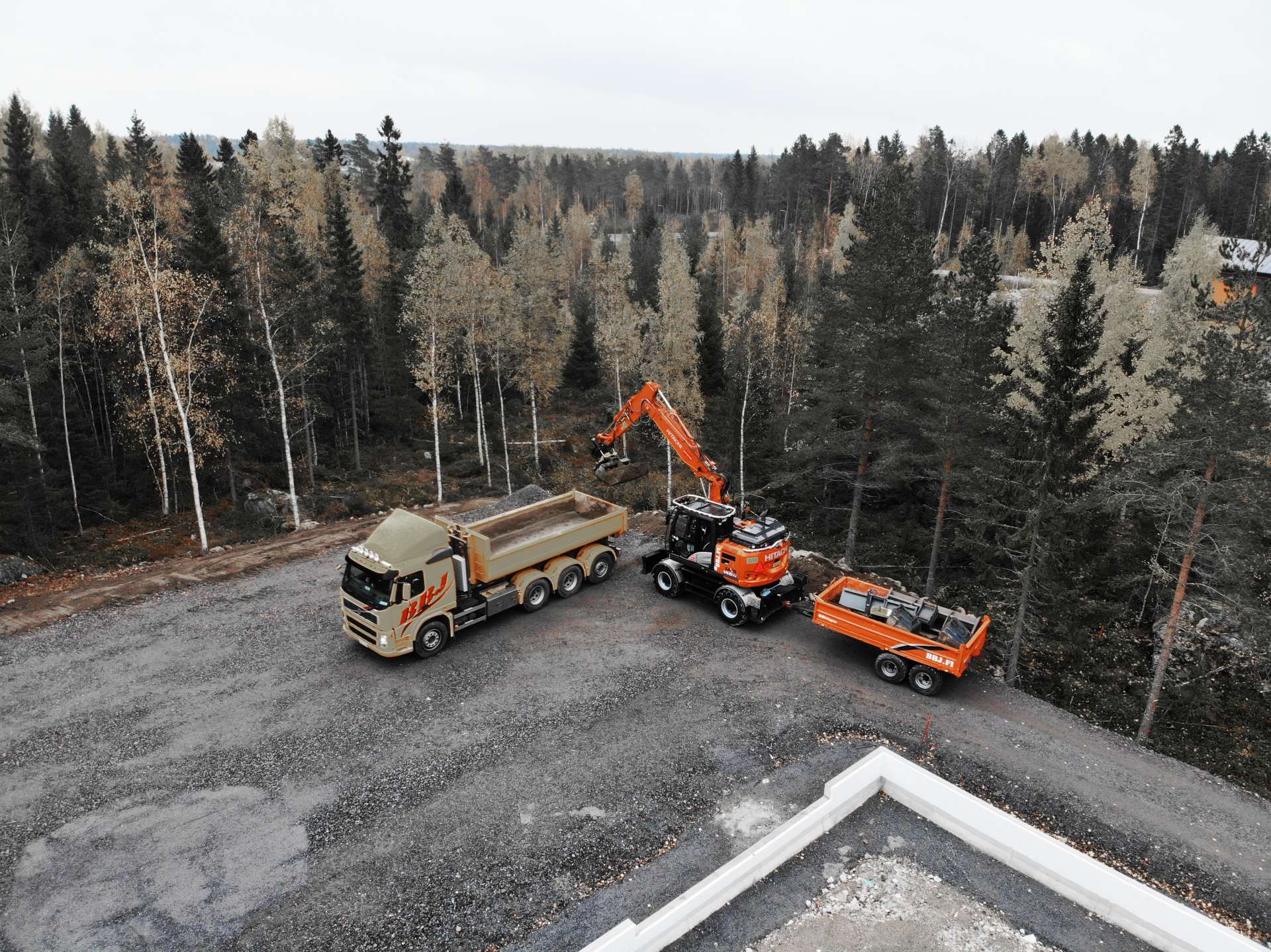 Ab Gr v BBJ Kaivu Oy n Py r alustainen Hitachi ZX145W 6 On Ketter ab-gr-v-bbj-kaivu-oy-n-py-r-alustainen-hitachi-zx145w-6-on-ketter