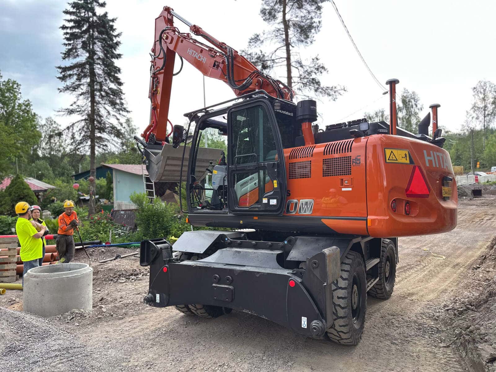 Marttilan maanrakennus_Rotarent_konevuokraus_Hitachi (19)_pienempi