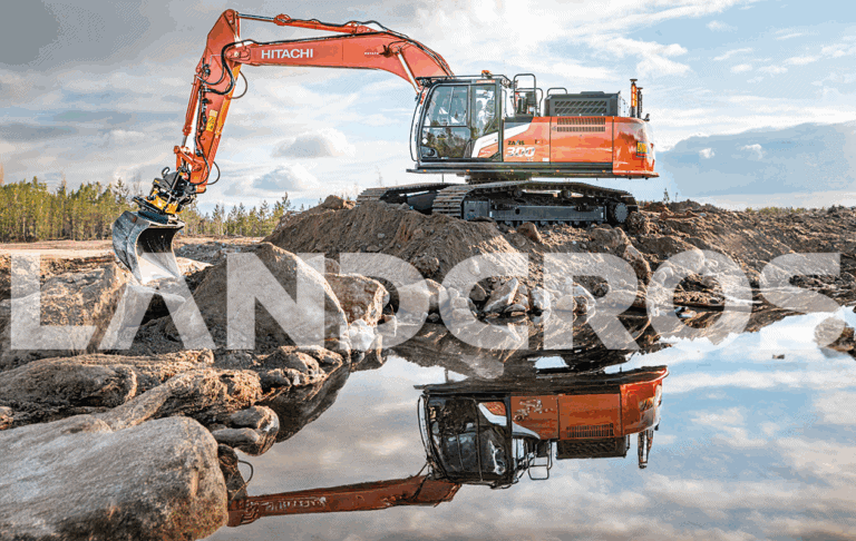 Hitachi ZX300LC-7 -kaivukone LANDCROS-brändin alla työmaalla
