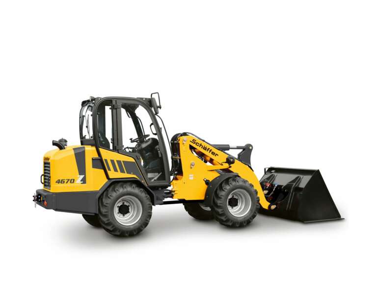 Schäffer 4670 Z 2 pyöräkuormaaja kauhakuormauksessa